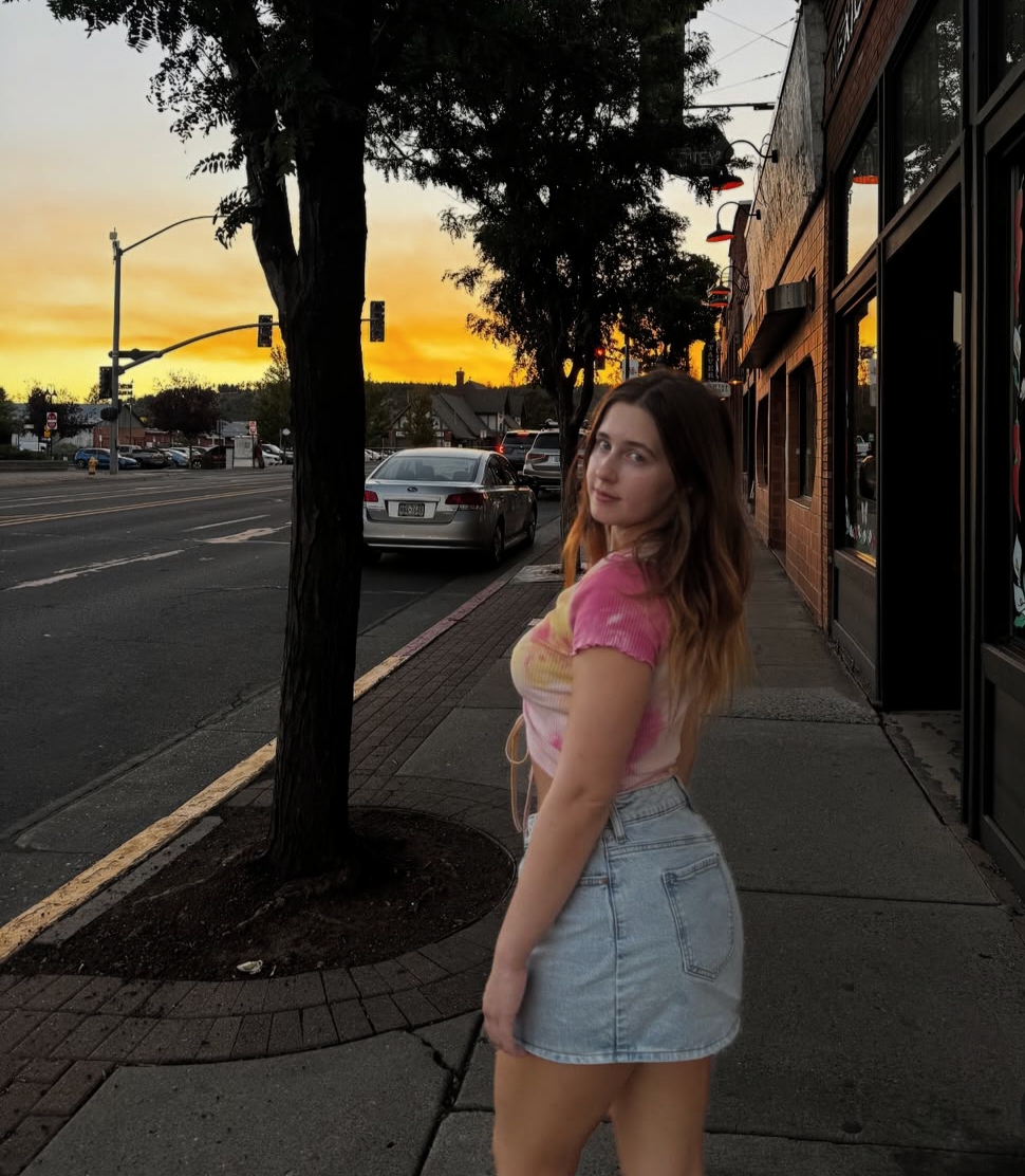 Alana rose  Featured Top Escort
